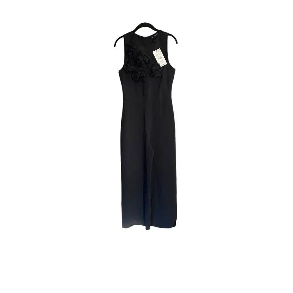 Zara, NWT women’s floral textured, black jumpsuit size medium